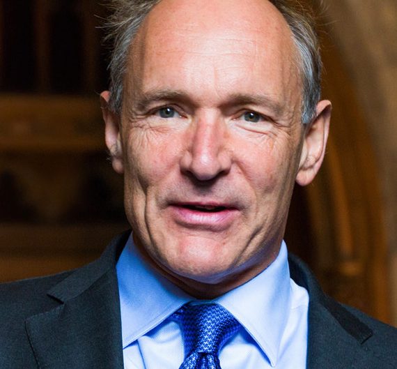 Sir Tim Berners-Lee arriving at the Guildhall to receive the Honorary Freedom of the City of London